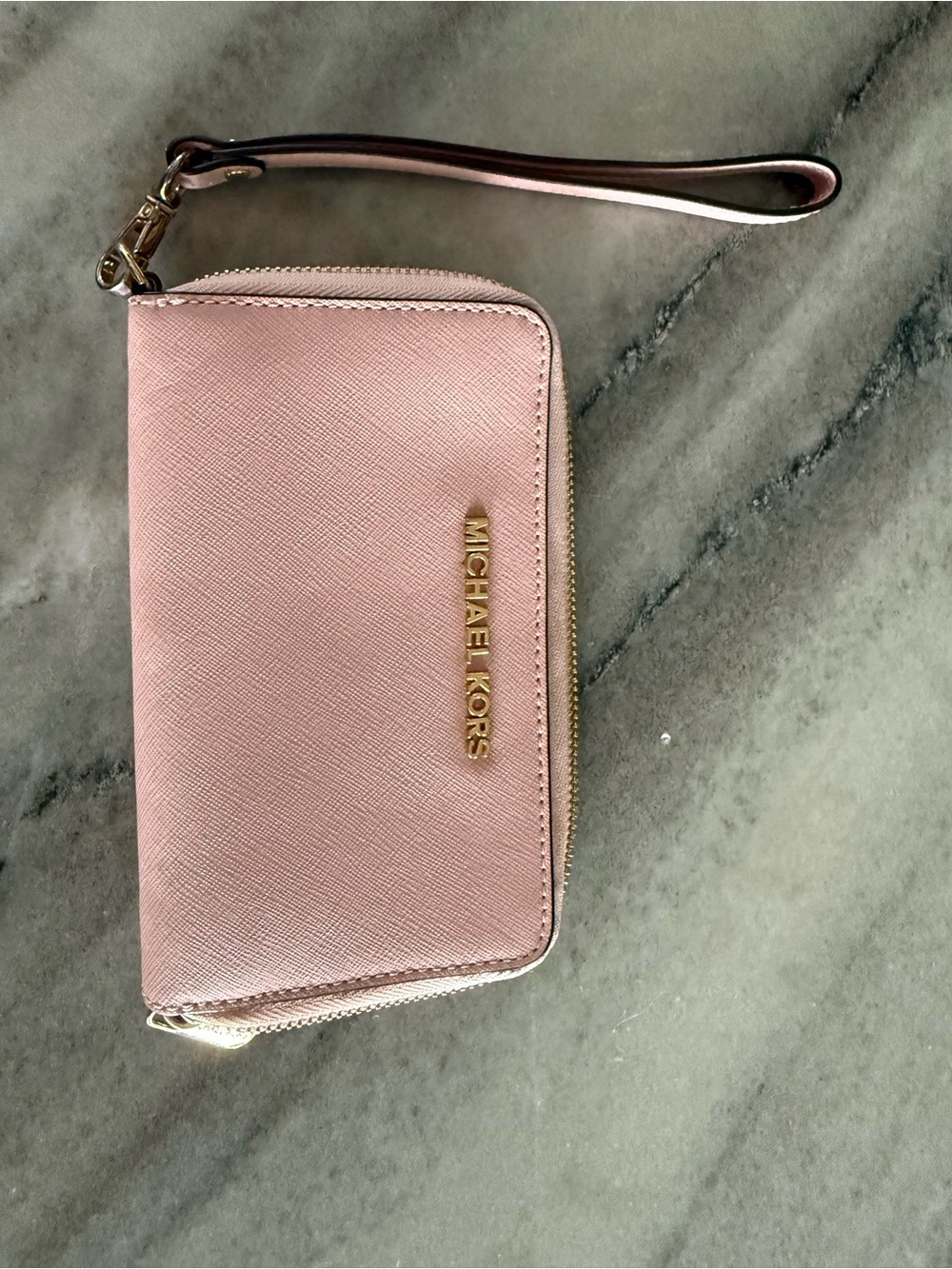 MICHAEL KORS Pink Saffiano Leather Jet Set Wallet with Strap